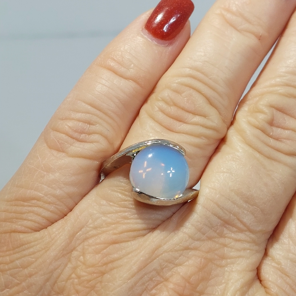 2 For $20 Sale Fashion Jewelry Ring Size 7.5 Crystal Iridescent Gemstone Silver - Picture 2 of 10
